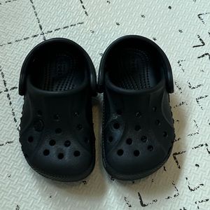 Toddler Crocs Size 5